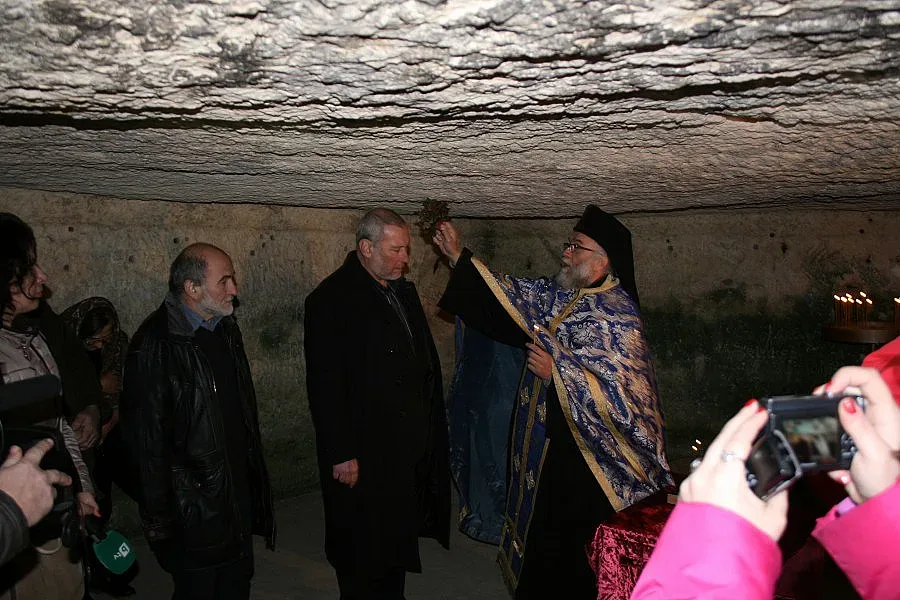 Българската кирилица между Крепча и Улан Батор 