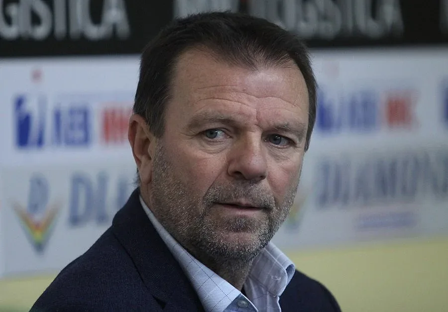 Младенов: Поехме прекалено голяма отговорност