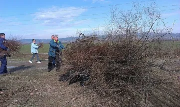 "Гербери" почистиха паметника на загиналите в Джуранлийския бой