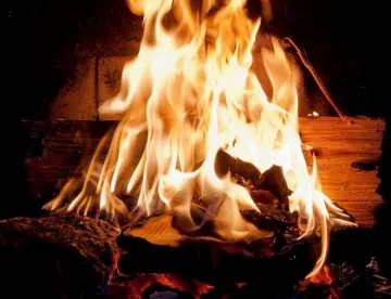 Възрастна жена е загинала при пожар в село Синделци