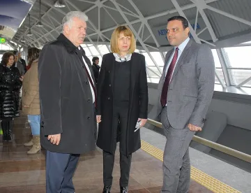 С метро до летището от 1 април (ОБЗОР)