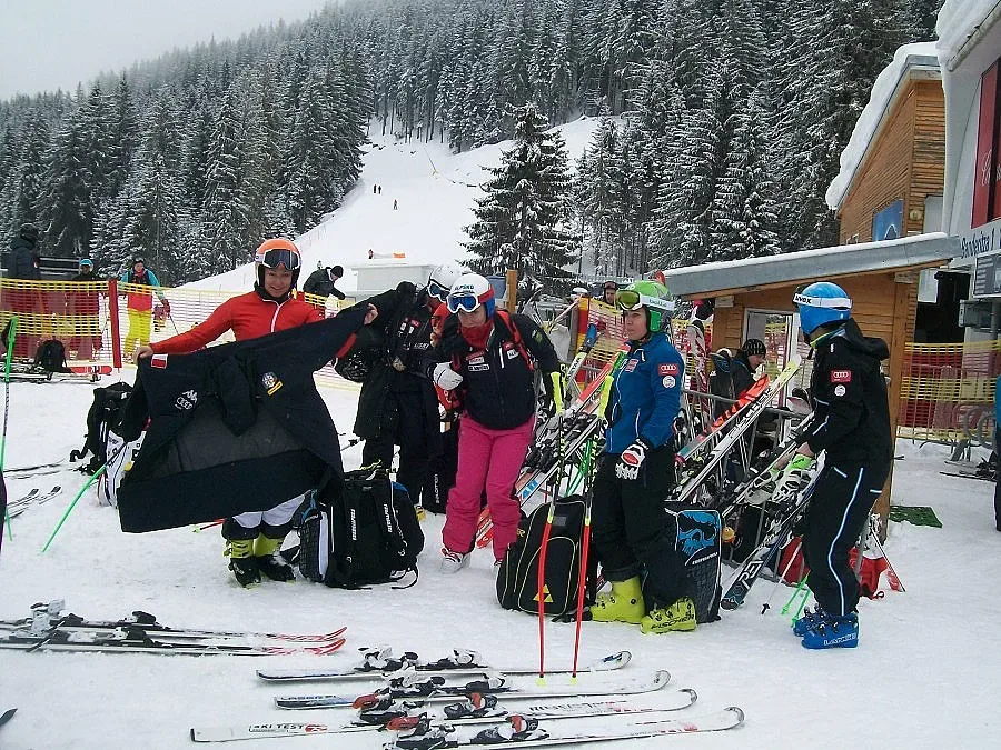 Местят за понеделник отложения старт в Банско