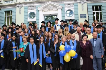 700 студенти пишат до Борисов за подслон