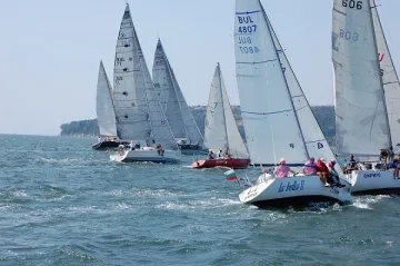 Започва ветроходна регата „З-ти март"