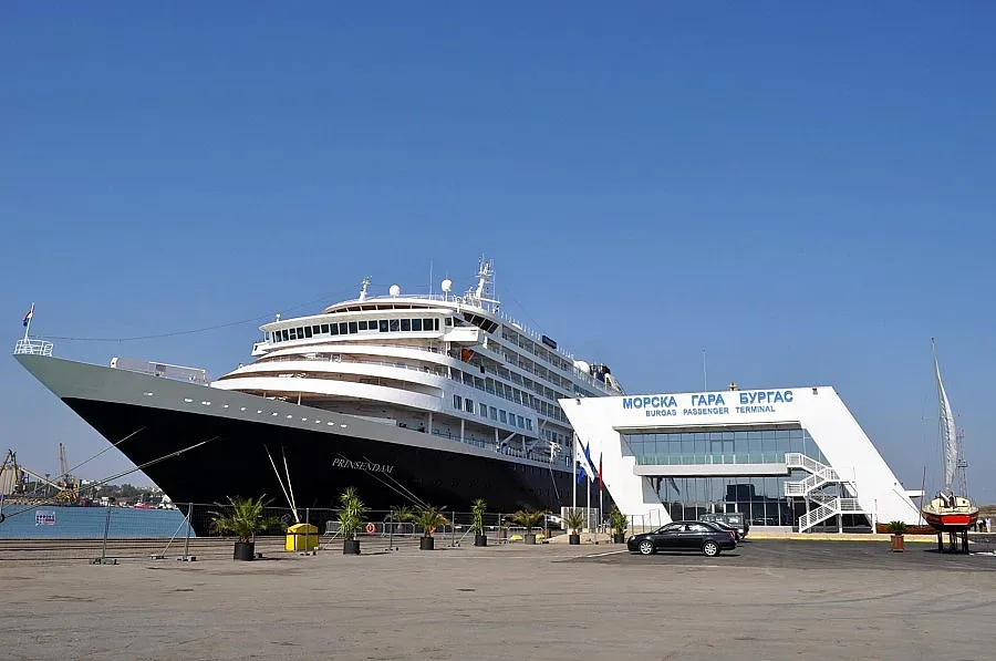 Порт Бургас договаря в Брюксел нови круизи