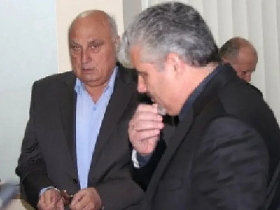 Оставиха Цар Киро в ареста