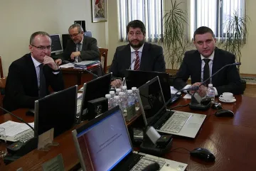 Горанов: Без увеличение на заплатите във ВСС