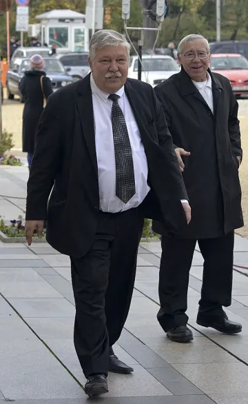  Ген. Тонев хвърли оставка (ОБЗОР)