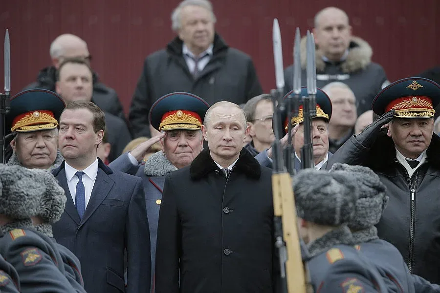 "Файненшъл таймс": Брюксел играе контра на Орбан