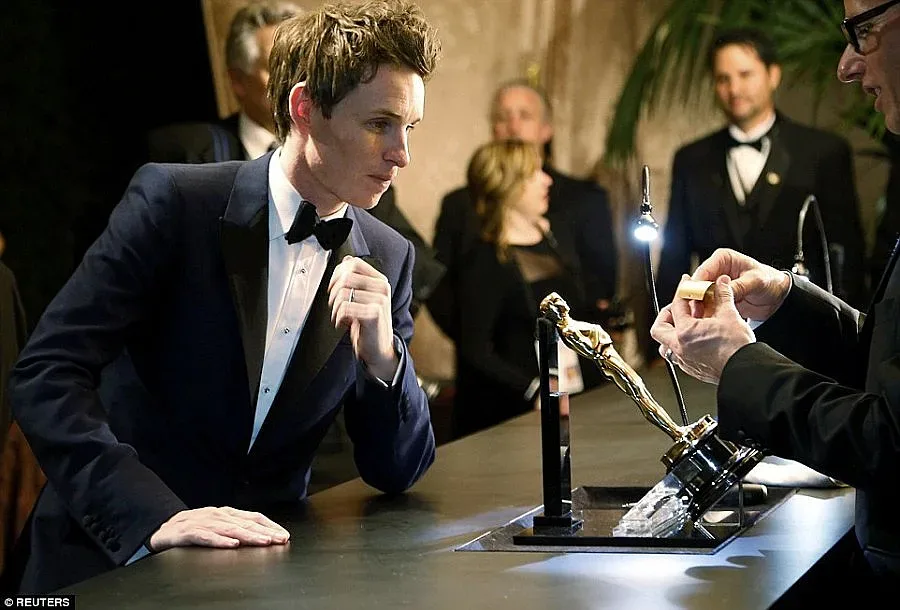 Блясък и скука на Оскарите (ОБЗОР)