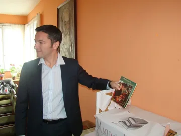 Вигенин: За България най-добре е оставка на Борисов