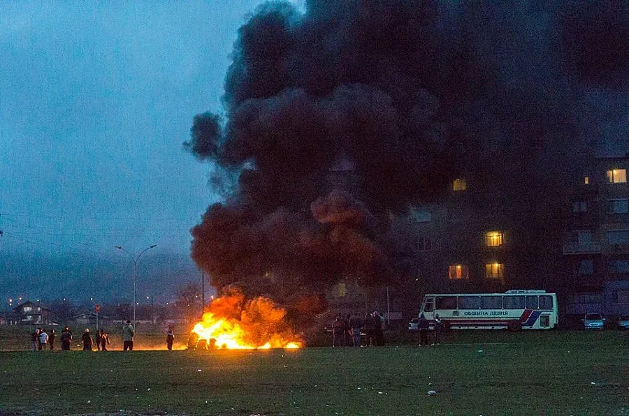 Палят гуми в Девня за Сирни Заговезни