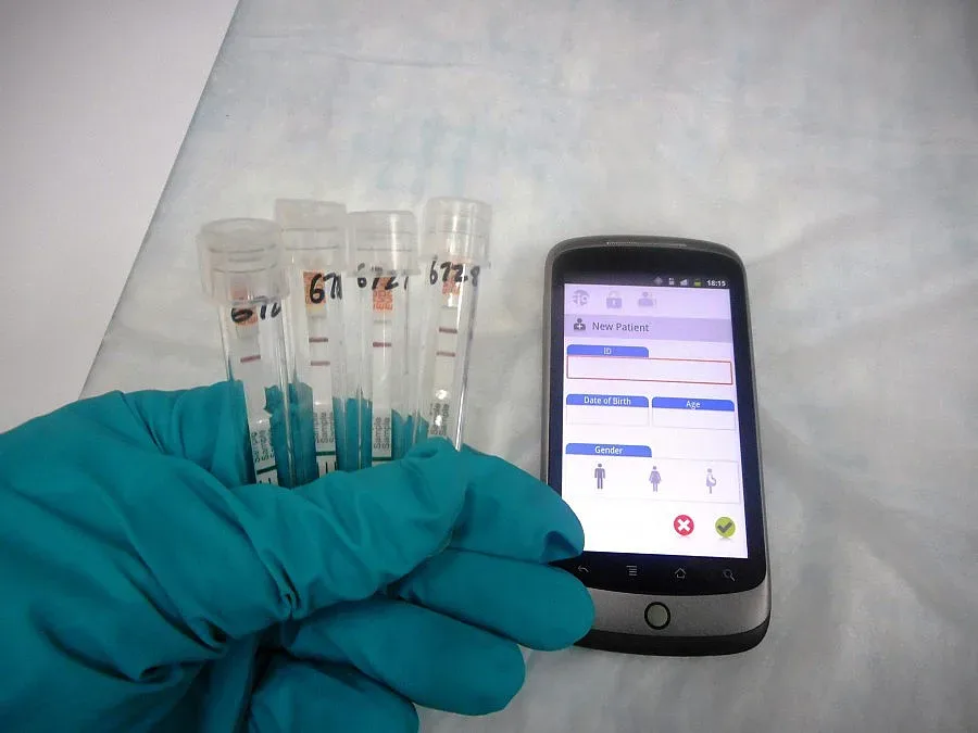 Одобриха бърз тест за ебола