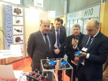 Васил Грудев откри изложение за земеделска техника във Франция