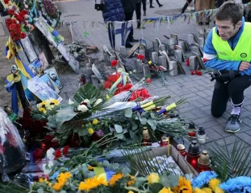 Киев почита паметта на жертвите на Майдана