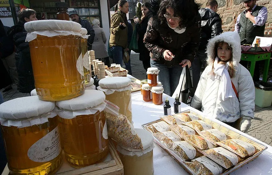 Англичани продават мармалад на Римската стена