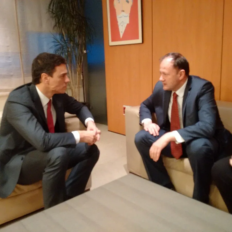 Испански и български социалисти срещу санкциите за Русия