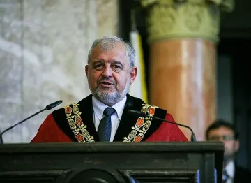 Скок на таксите няма да ни реши проблемите