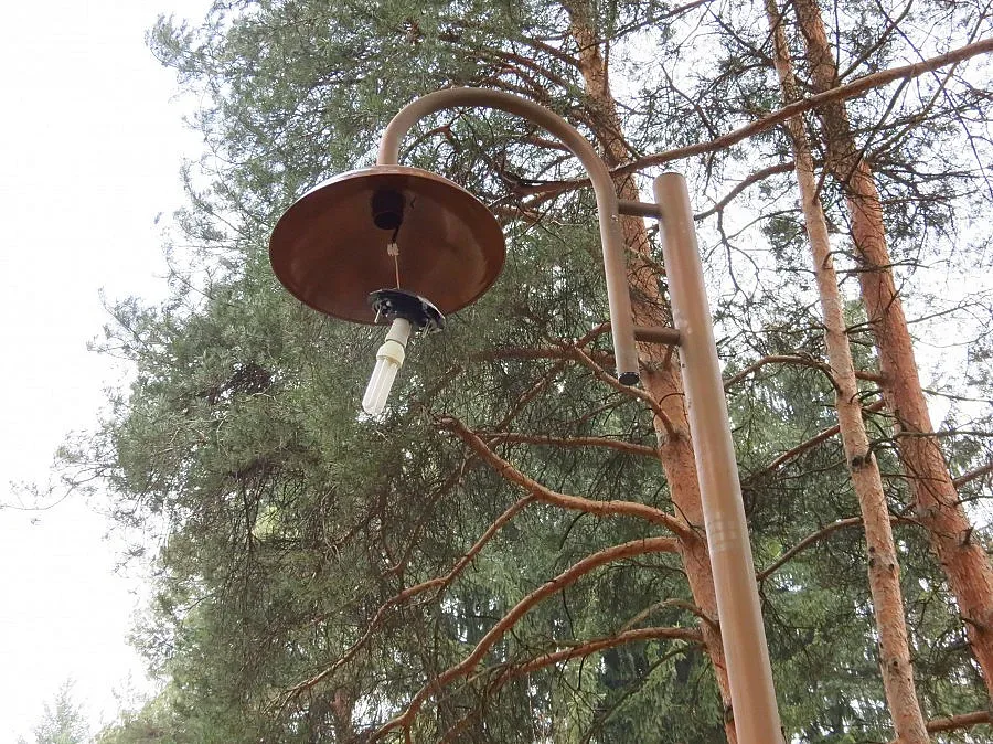 Вандали вилняха в парка на Банско