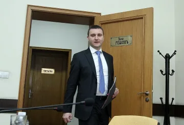 Горанов: Сметките на всички българи да са в регистър в БНБ