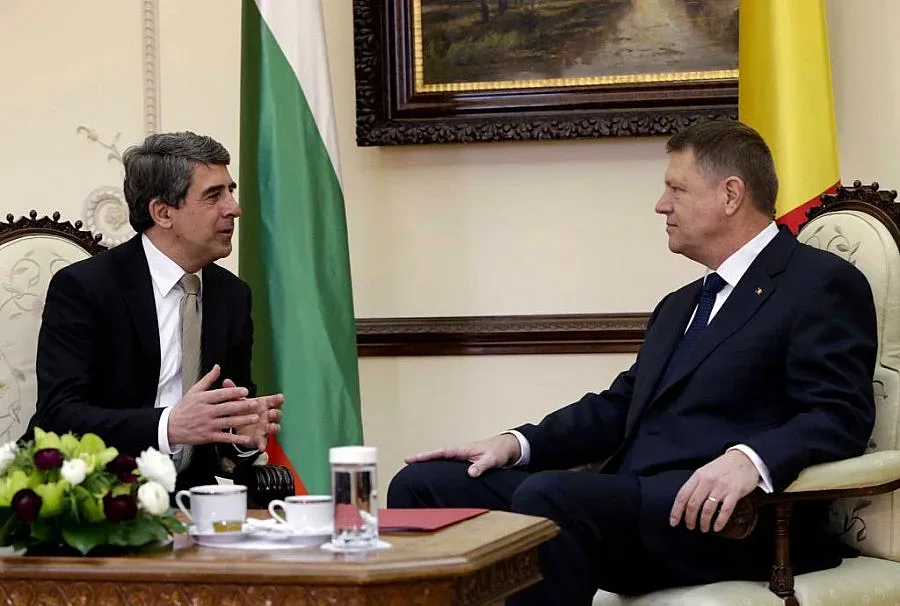 Плевнелиев и Йоханис обсъдиха туризма, енергетиката и Украйна