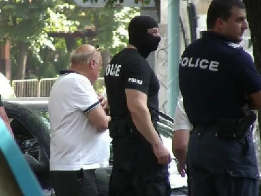 Кирил Рашков остава в ареста