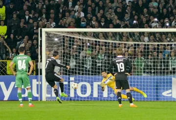 Футболист №1 с двоен джакпот в Разград 