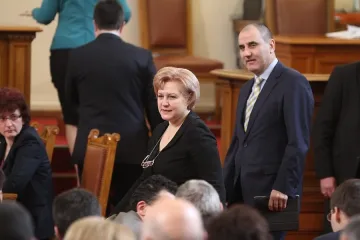 Стоянова: 6 млрд. евро са стари задължения