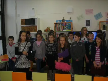 Деца с рецитал за Левски