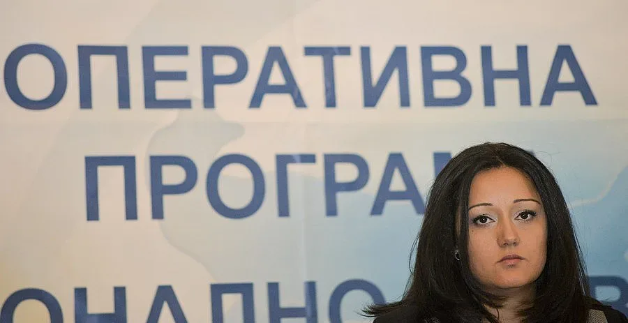 Павлова успокои: Няма нито цена, нито срок за толтакси