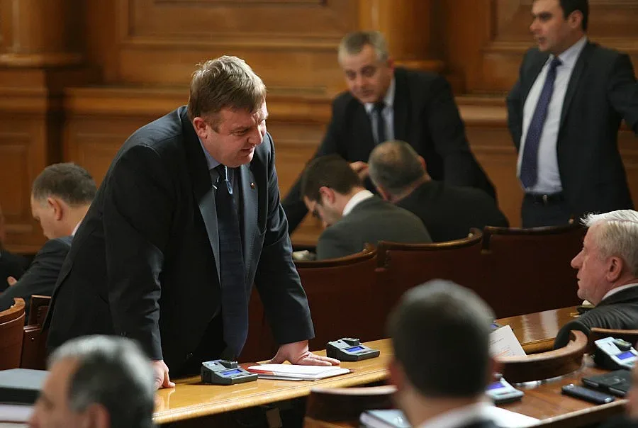 Отложиха гласуването за заема