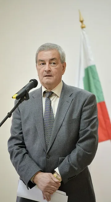 Бизнесът иска: Десятък и върху пенсиите