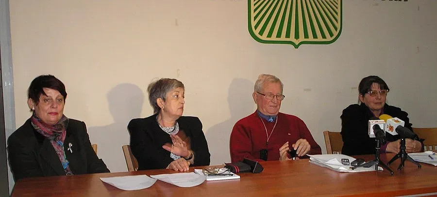 Фестивал на маскарадните игри стягат заралии