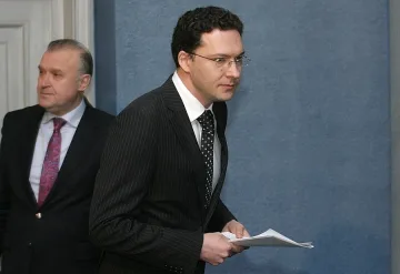 Митов отива в Скопие, притеснен от липсата на диалог