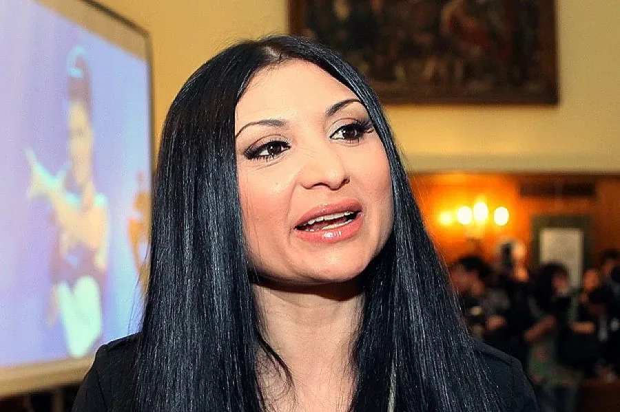 Викат Софи Маринова за свидетел по делото на Главестия 