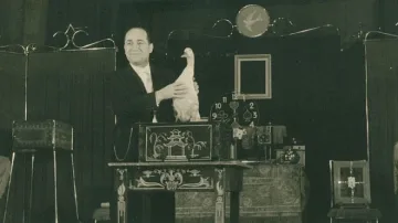 Сенко към Тато: И аз крада, но връщам 