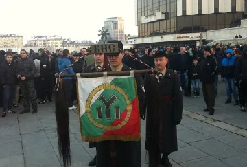 Задържаха 7 с ножове и боксове преди Луков марш