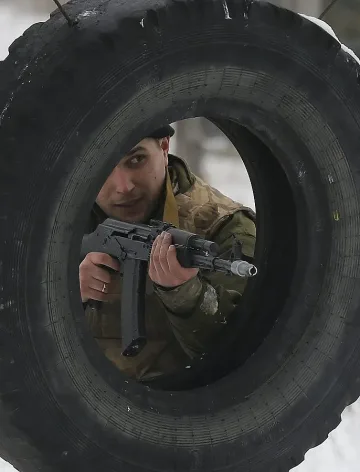 Порошенко пак плаши с военно положение
