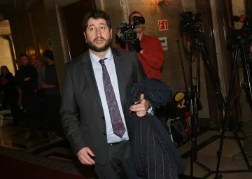 Иванов иска премахване на политическо влияние върху съда