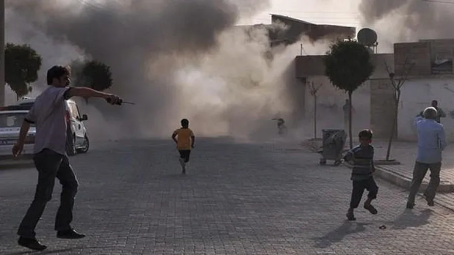 Експлозия изплаши десетки близо до турска граница