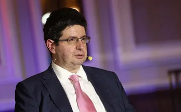 Петър Чобанов: Високата минимална заплата натоварва някои региони