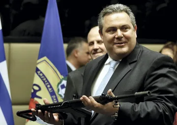 Ястребът Каменос е враг на Македония