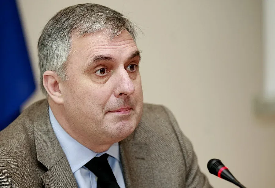 Наемат 16-годишни в туризма