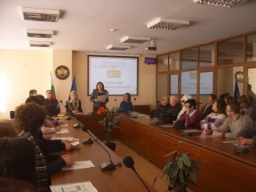 Граждани звънят на тел.112, за пътната обстановка и времето