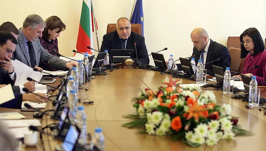 Борисов: Докладвайте за "Червеи", после ще ви питам за "Кадаиф"