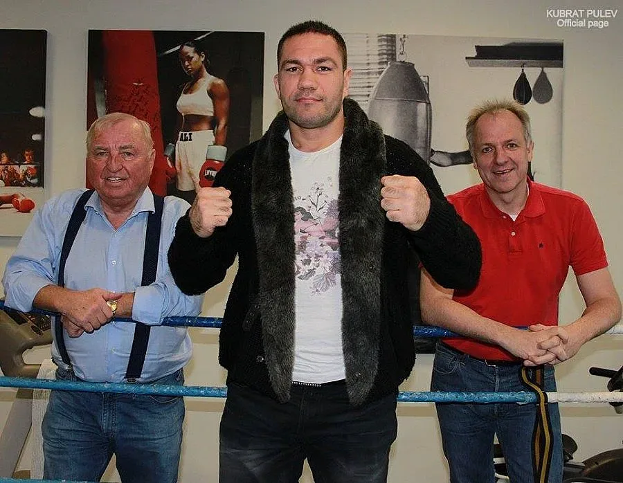 Кобрата сменя треньора