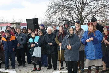Владика и кмет благословиха Нов храм в старозагорско село
