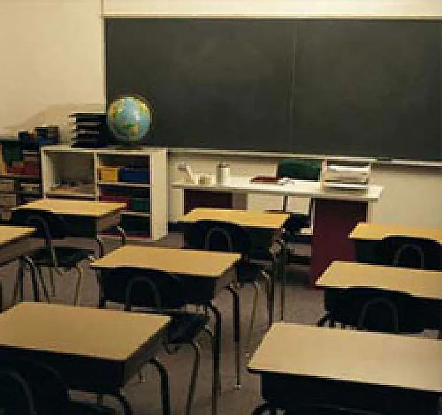 Ученици мерят знания в конкурс за Втората световна война