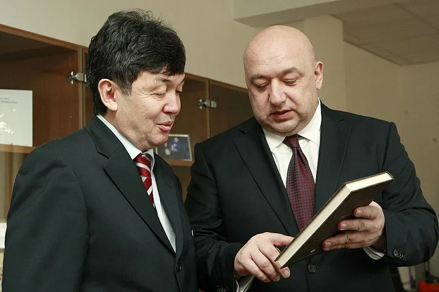 Кралев кани Казахстан да инвестира в наши бази