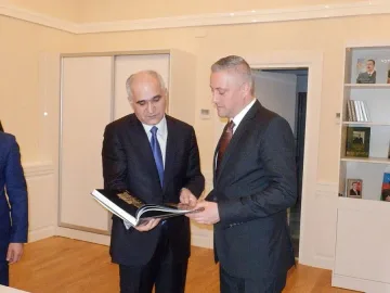 Разширяваме на икономическото сътрудничество с Азербайджан